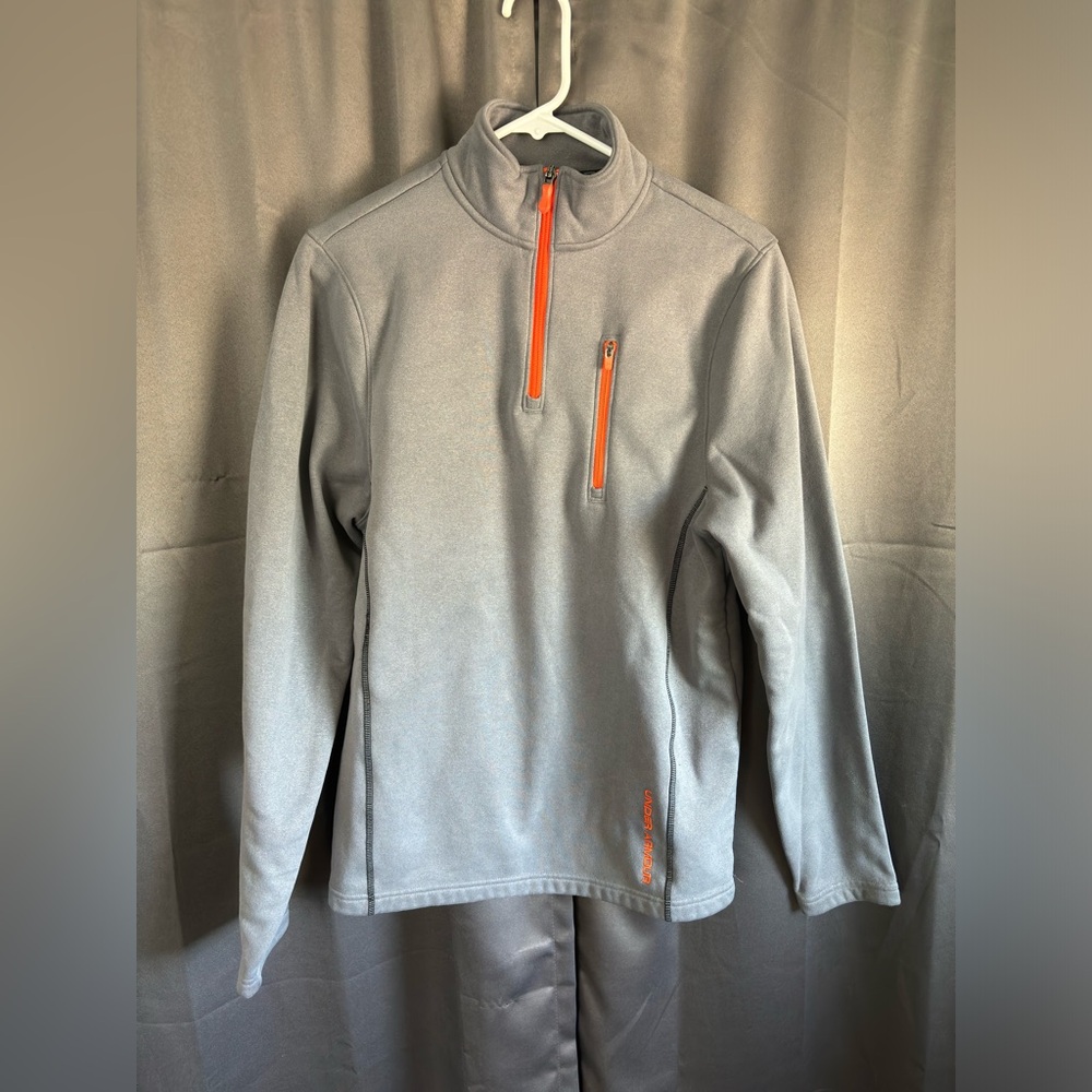 Under Armour sweatshirt size small